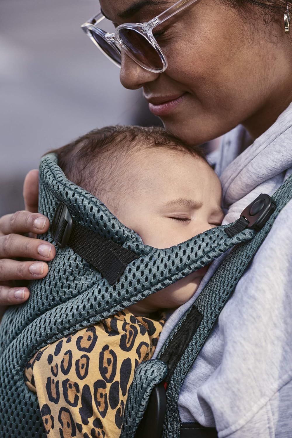BabyBörn Carrier Free Cargadores de bebé (portabebés / mochilas ergonómicas)