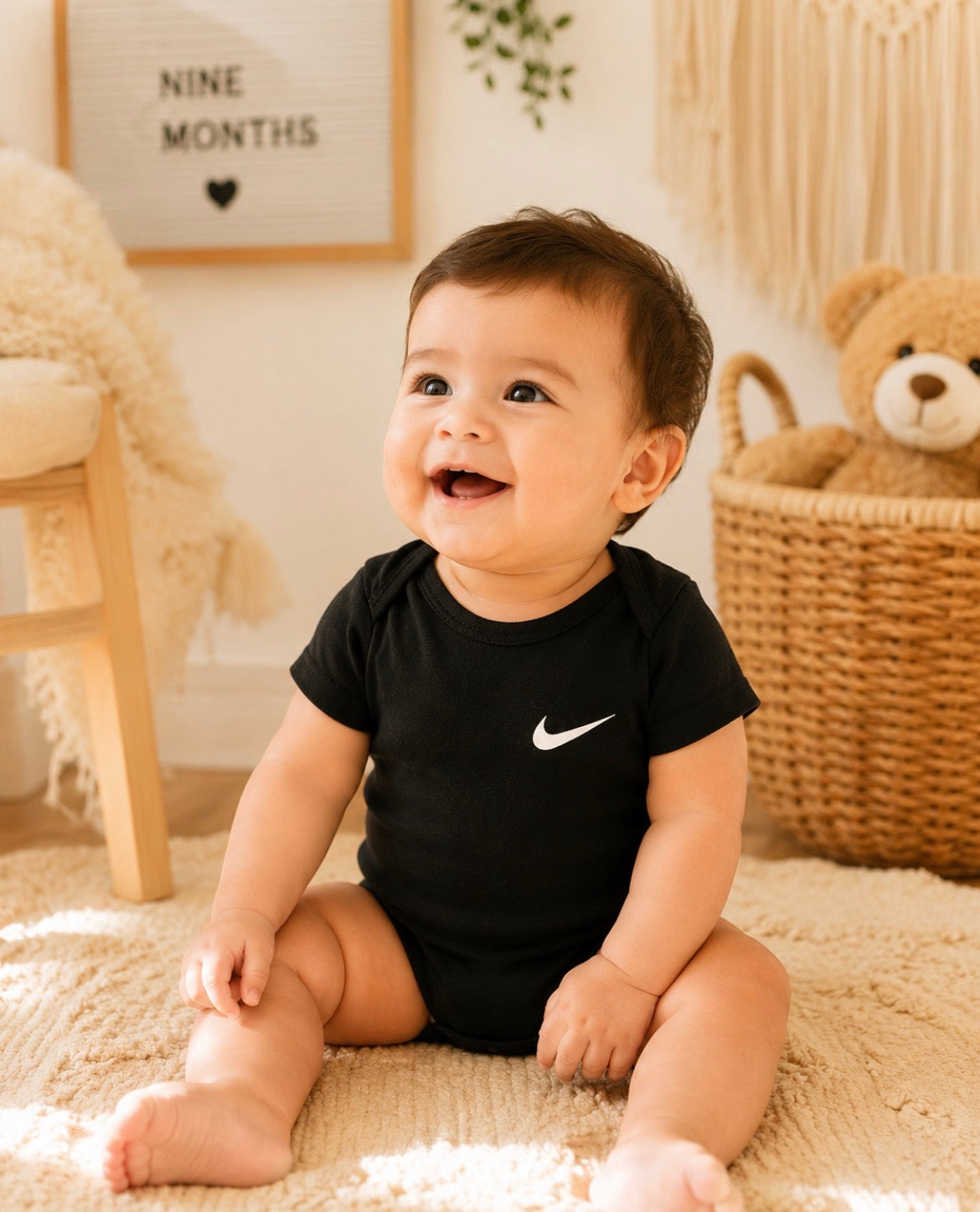 Set 3x Mameluco Nike, vario color, Negro, Gris, Blanco de 6 a 9 Meses