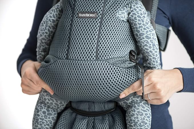 BabyBörn Carrier Free Cargadores de bebé (portabebés / mochilas ergonómicas)