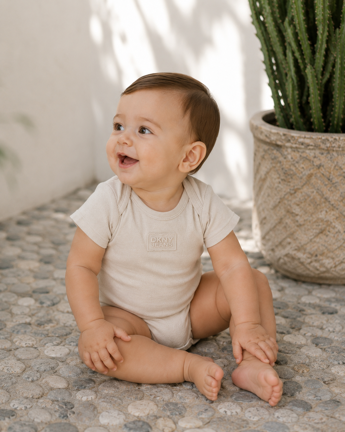 Set 3 Mamelucos DKNY Originales Bebé — Tonos Neutros Elegantes